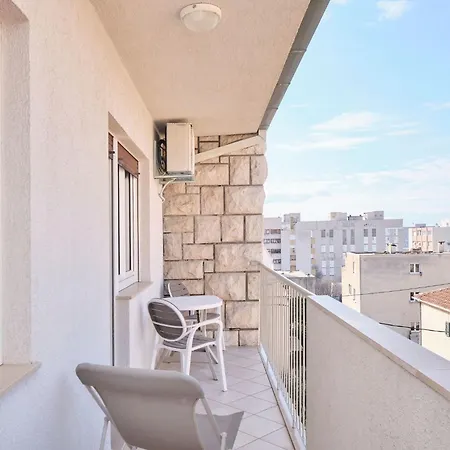 Apartman By Interhome *