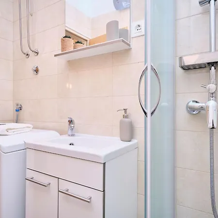 Apartamento By Interhome