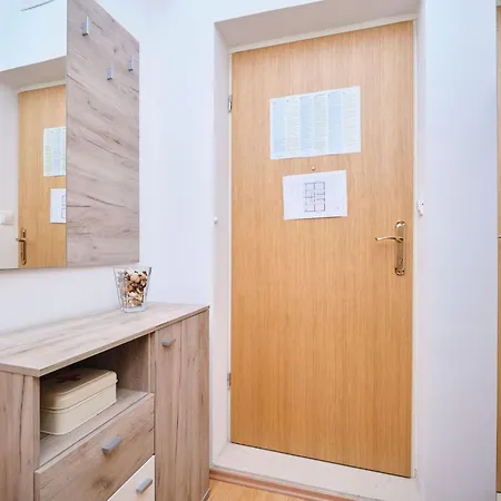 By Interhome Apartamento Split